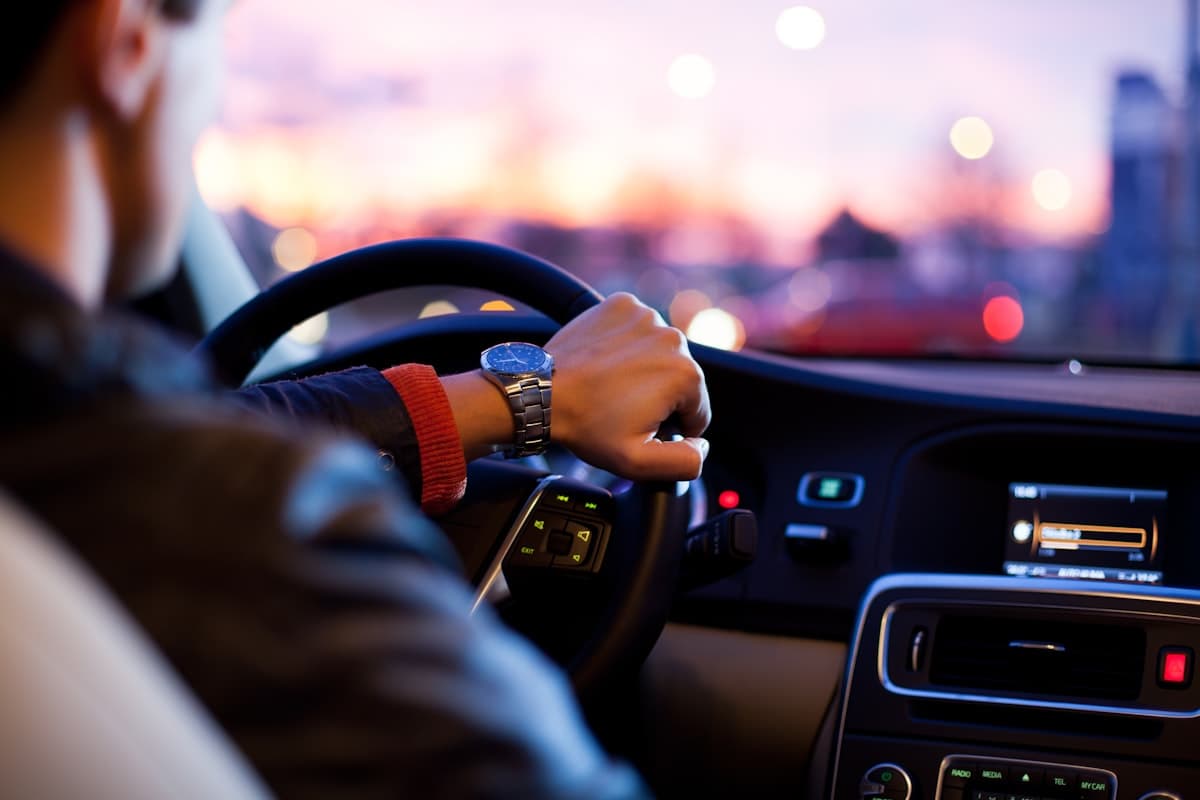 Night driving on Essex roads — AW Auto Locks covers the whole Essex area 24/7